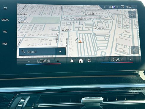 New 2026 BMW X1 xDrive28i w/ Convenience Package image 10