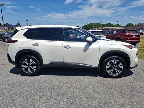 Used 2021 Nissan Rogue SV AWD/4WD image 7
