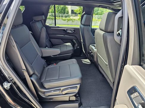 New 2026 Chevrolet Tahoe Z71 w/ Comfort Package AWD/4WD image 12