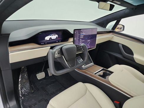 Used 2022 Tesla Model X AWD/4WD image 9