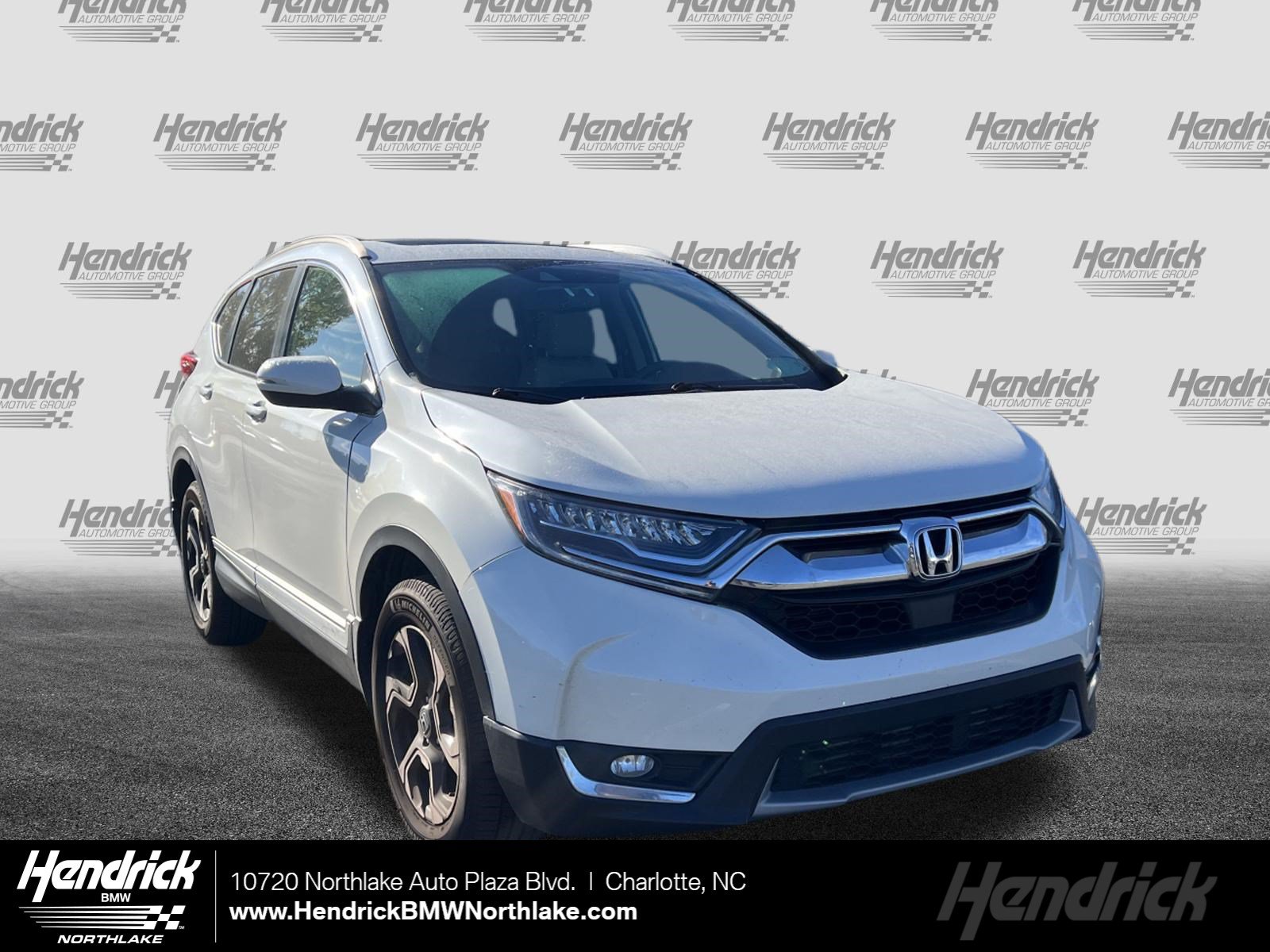 Used 2018 Honda CR-V Touring image 1