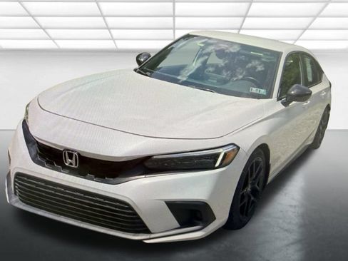 Used 2023 Honda Civic Sport image 1