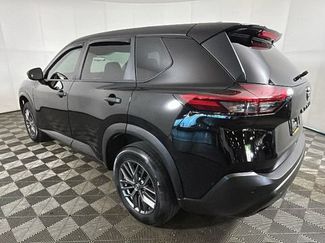 Used 2021 Nissan Rogue S AWD/4WD video 4