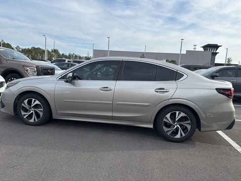 Used 2020 Subaru Legacy Premium image 4