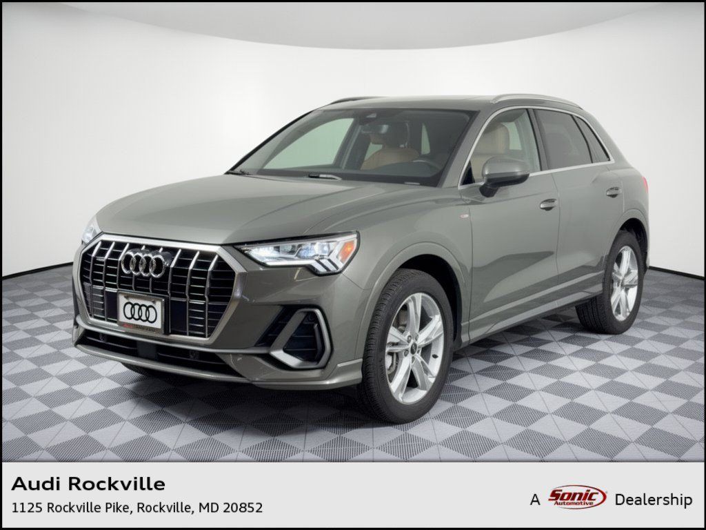 Used 2024 Audi Q3 2.0T Premium AWD/4WD image 1