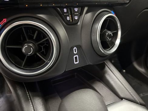 Certified 2024 Chevrolet Blazer LT w/ Convenience Package image 25