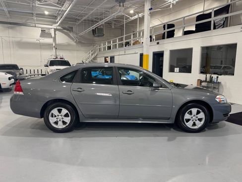Used 2009 Chevrolet Impala LT image 8