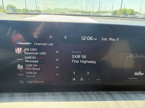 Used 2025 Kia Telluride EX w/ EX Captain's Chair Package FWD image 20