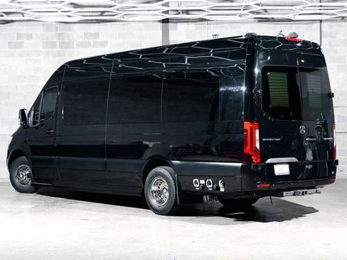 Used 2021 Mercedes-Benz Sprinter 3500 image 5