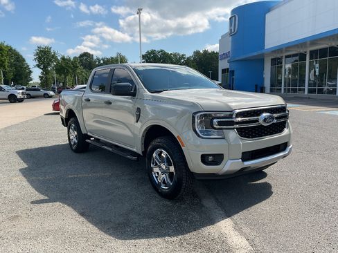 Used 2025 Ford Ranger XLT w/ Equipment Group 301A High RWD image 8