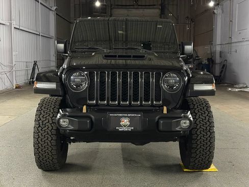 Used 2021 Jeep Wrangler Unlimited Rubicon AWD/4WD image 3