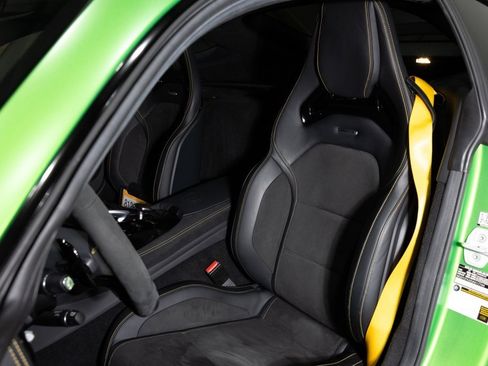 Used 2018 Mercedes-Benz AMG GT R image 5