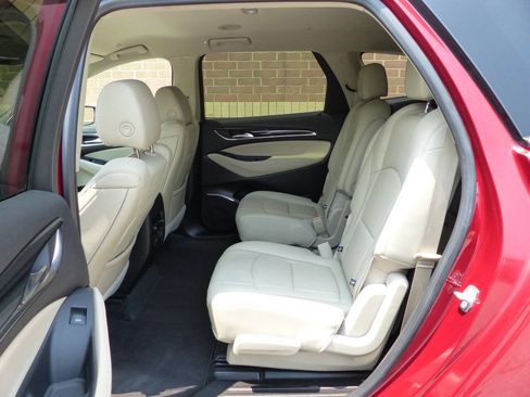 Used 2021 Buick Enclave Essence w/ Sound and Sites Package image 37