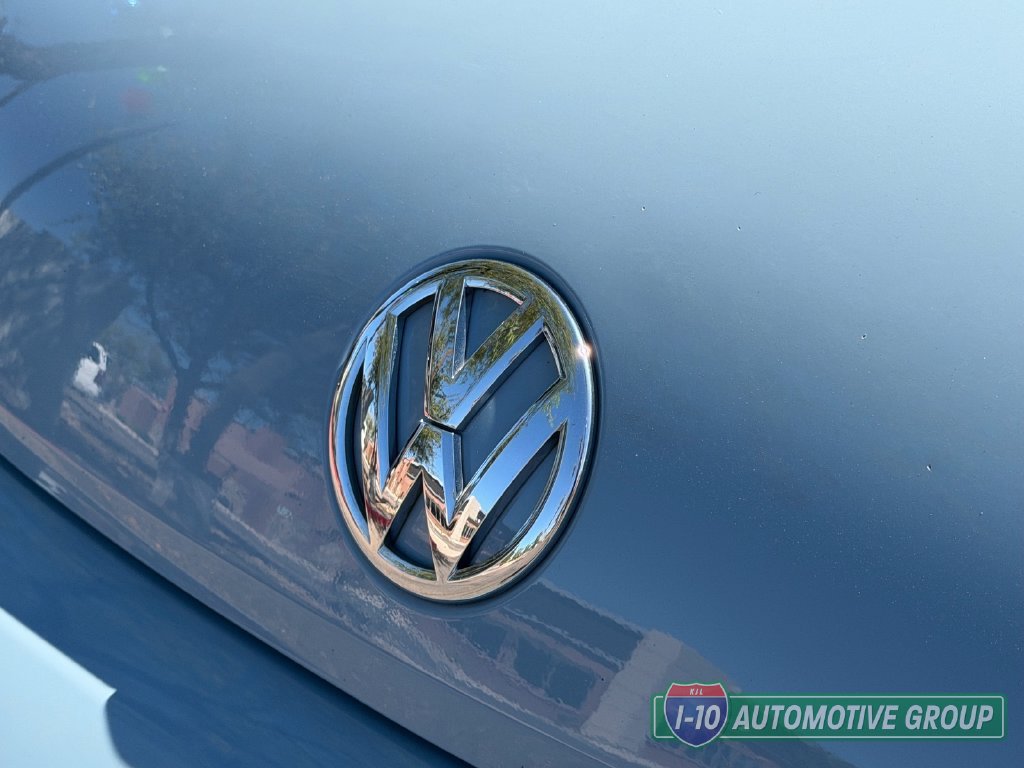 Used 2013 Volkswagen Beetle 2.5 FWD image 13
