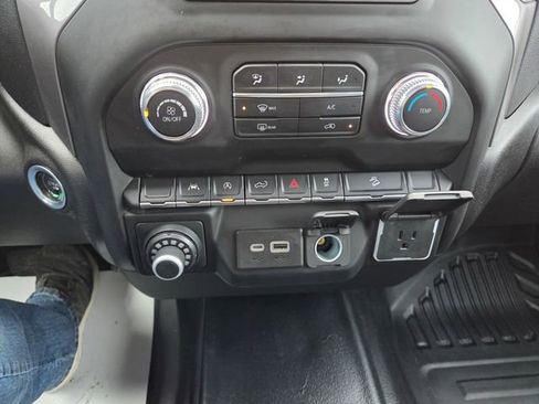 Used 2022 GMC Sierra 1500 Pro w/ Pro Value Package image 23