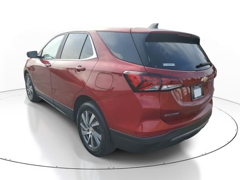 Used 2023 Chevrolet Equinox LT image 4