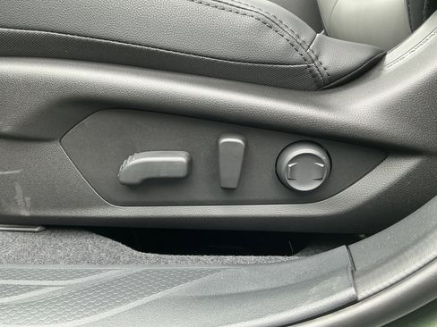 New 2026 Subaru Outback Premium image 13