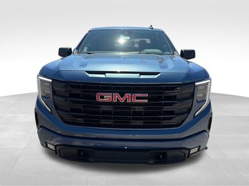 New 2026 GMC Sierra 1500 Elevation w/ X31 Off-Road Package AWD/4WD image 8
