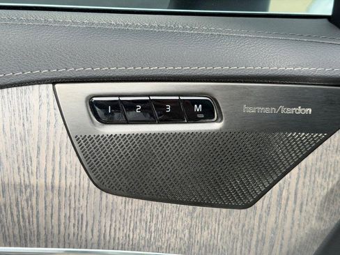 Certified 2023 Volvo XC90 B6 Ultimate w/ Protection Package Premier AWD/4WD image 18
