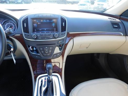 Used 2014 Buick Regal image 7