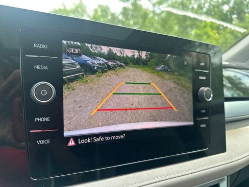 New 2026 Volkswagen Taos SE AWD/4WD image 15
