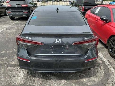 Used 2025 Honda Civic Sport image 6