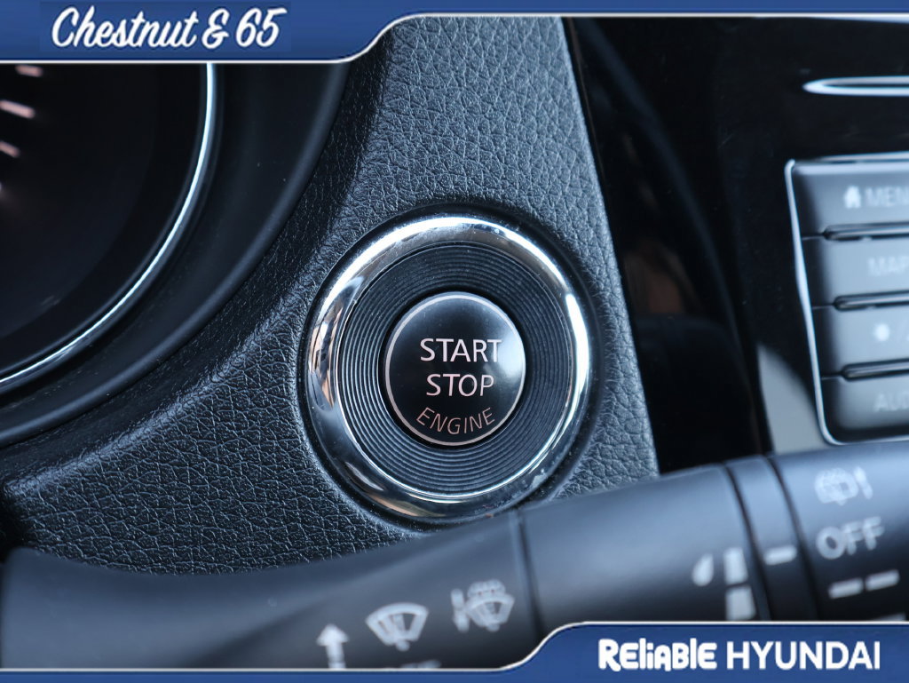Used 2019 Nissan Rogue SV w/ Sun & Sound Touring Package AWD/4WD image 33