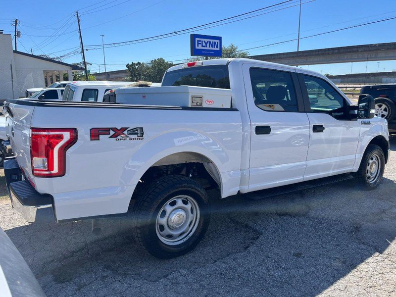 Used 2017 Ford F150 XL w/ Equipment Group 101A Mid AWD/4WD image 4