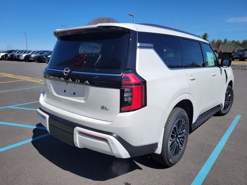 New 2025 Nissan Armada SL w/ Captain's Chari Seat Package image 4