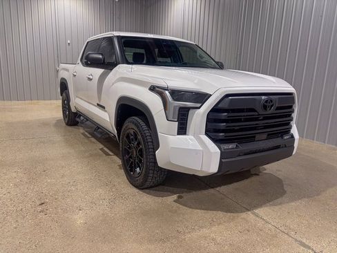 Used 2024 Toyota Tundra SR5 image 8