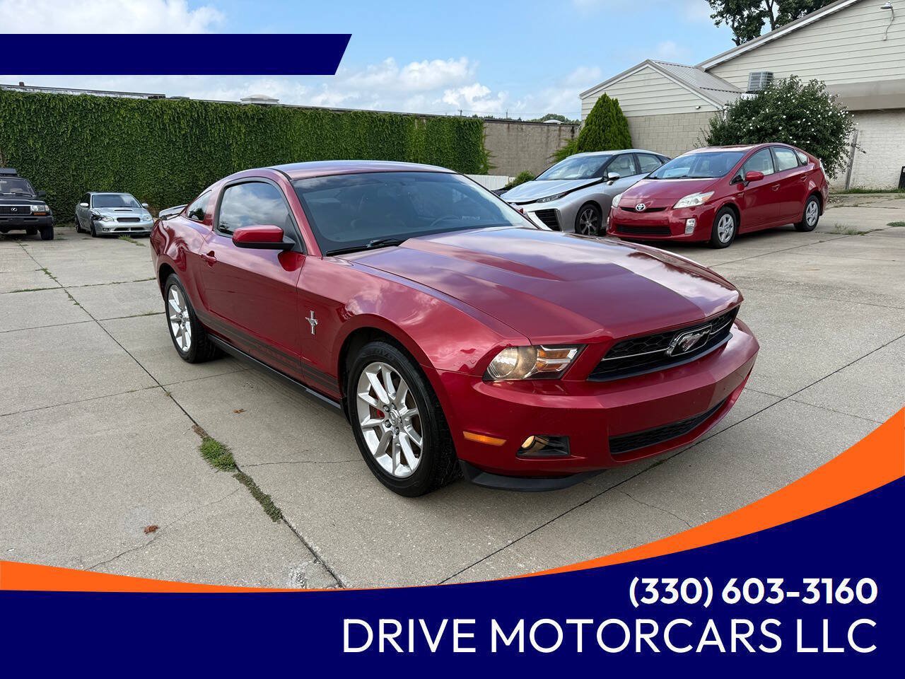 Used 2011 Ford Mustang Premium w/ 202A Rapid Spec Order Code RWD image 1
