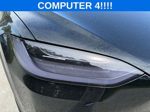 Used 2023 Tesla Model X Plaid AWD/4WD image 4