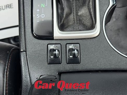 Used 2019 Toyota Highlander XLE w/ Preferred Accessory Package AWD/4WD image 32