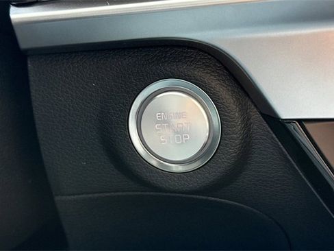 New 2025 Kia Telluride S image 28