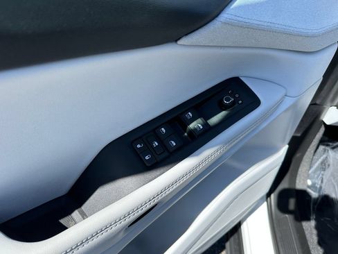 New 2026 Jeep Cherokee Laredo AWD/4WD image 20