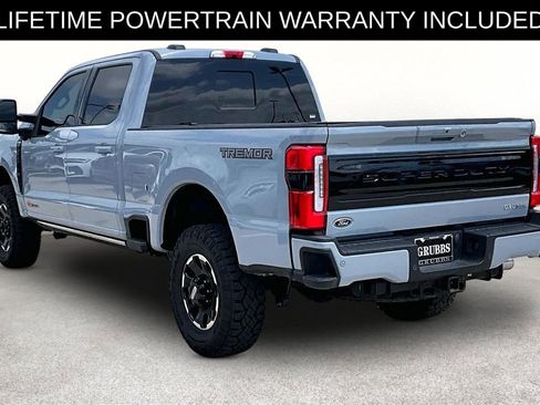 Used 2025 Ford F250 Platinum w/ Tremor Off-Road Package AWD/4WD image 16