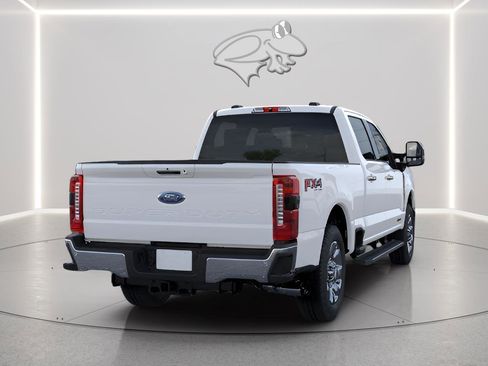 New 2026 Ford F250 Lariat w/ Chrome Package image 6