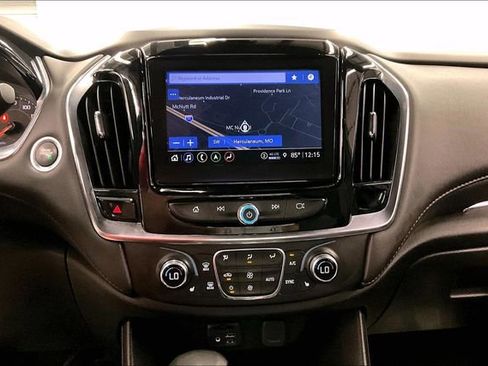 Used 2023 Chevrolet Traverse RS AWD/4WD image 30