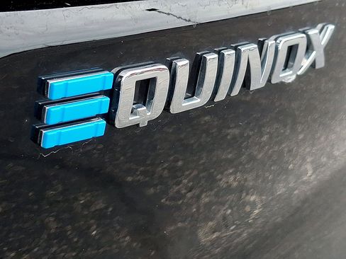 Used 2024 Chevrolet Equinox EV LT FWD image 24
