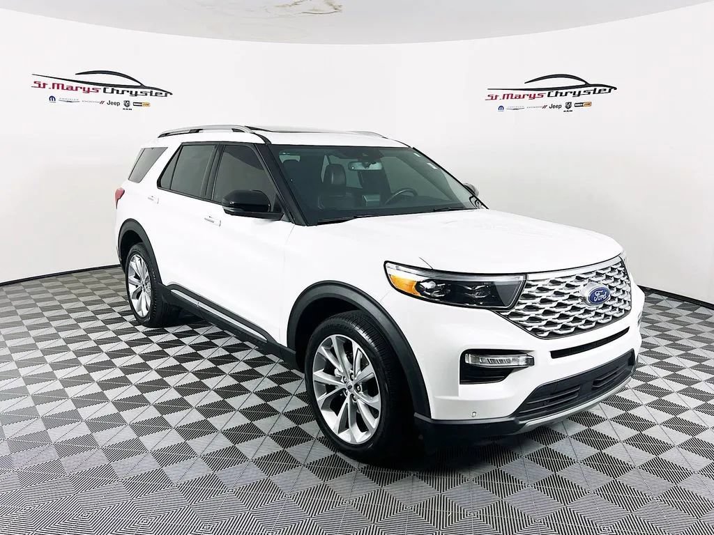Used 2023 Ford Explorer Platinum w/ Technology Package AWD/4WD image 1