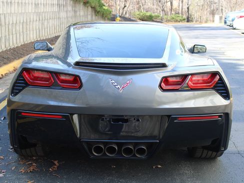 Used 2015 Chevrolet Corvette Stingray Coupe RWD image 24