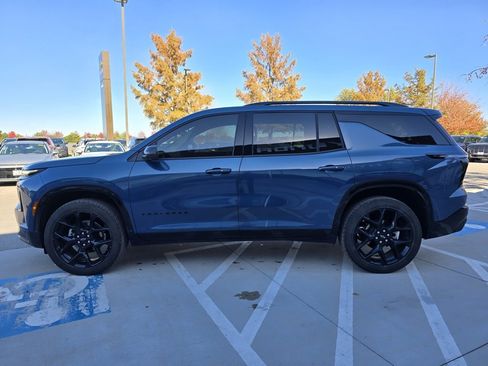 Used 2024 Chevrolet Traverse RS w/ LPO, Floor Liner Package image 4