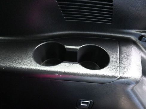 Used 2019 Toyota Highlander XLE image 43