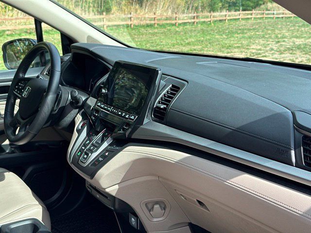 Used 2018 Honda Odyssey Touring image 26
