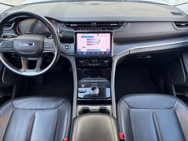 Used 2021 Jeep Grand Cherokee L Limited AWD/4WD image 12