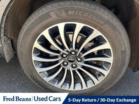 Certified 2022 Lincoln Aviator AWD w/ Premium Package image 10