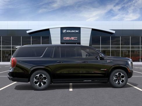 New 2026 GMC Yukon XL AT4 w/ AT4 Premium Plus Package AWD/4WD image 5
