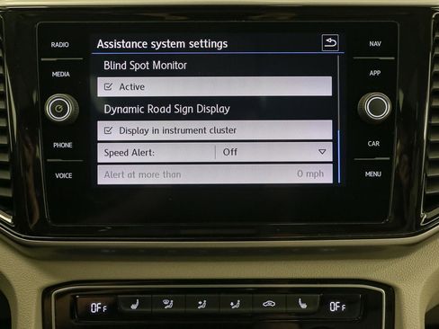 Used 2021 Volkswagen Atlas SEL AWD/4WD image 32