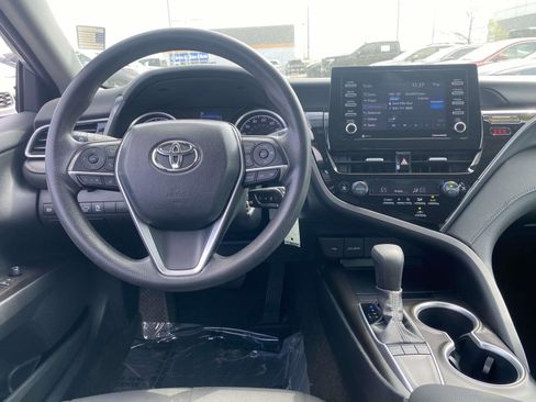 Used 2024 Toyota Camry LE image 12