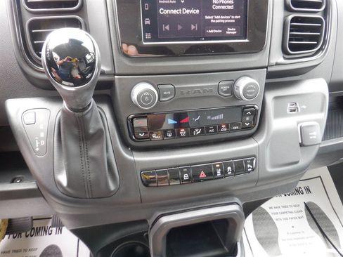 Used 2025 RAM ProMaster 2500 w/ Safety Group FWD image 18